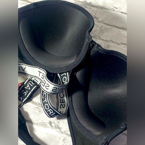 Victoria's Secret The Fabulous Black/White Logo
Swim Top Sz 34C - Picture 6 of 6